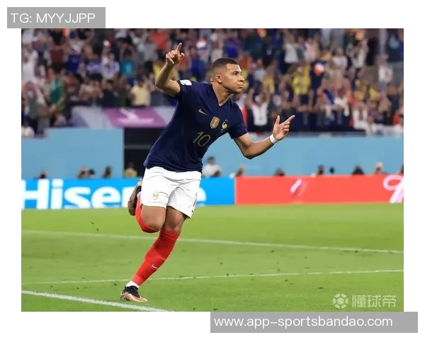 姆巴佩西甲火力全开自五月以来打进18球索尔洛特紧随其后仅9球